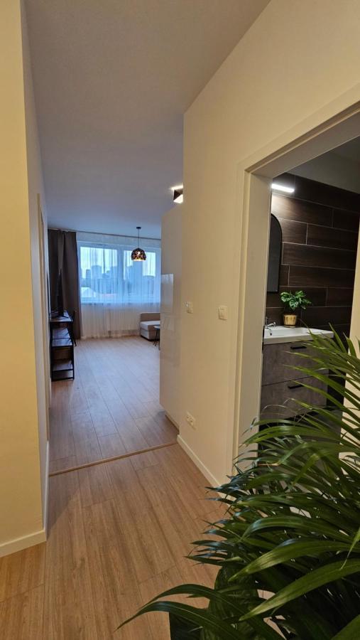 ברטיסלאבה 2 Room Apartment With Terrace, New Building, 413 מראה חיצוני תמונה